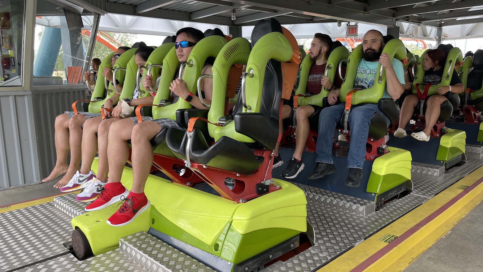 Rougarou — Oficiais