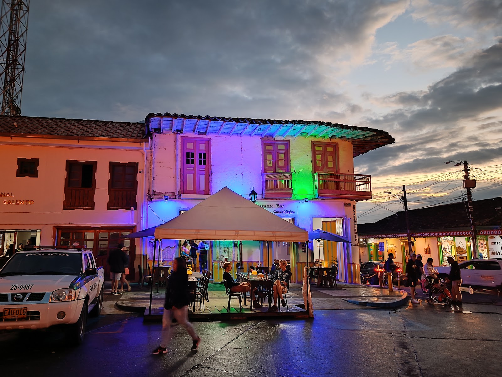 Salento — Oficiais