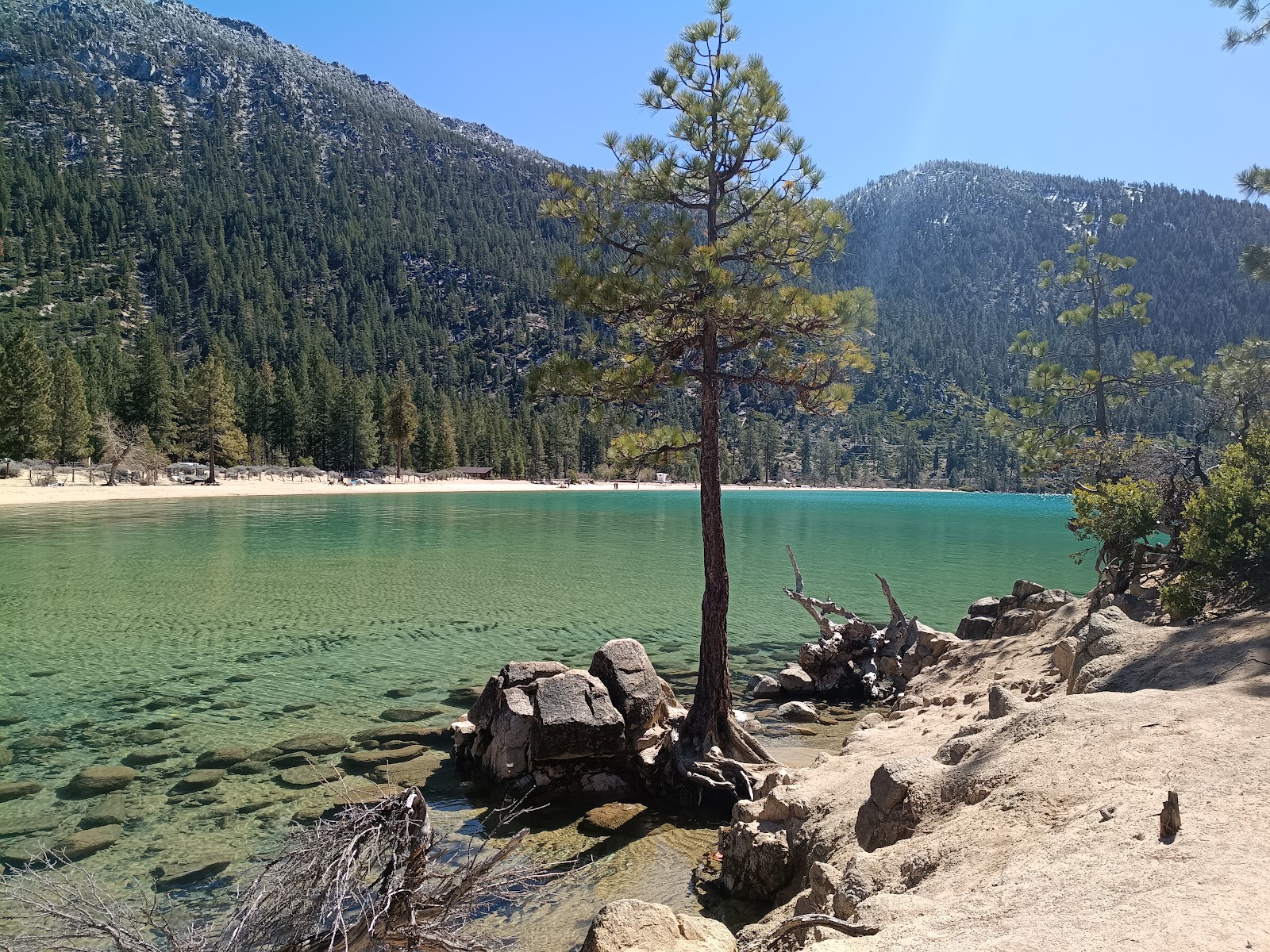 Sand Harbor — Oficiais