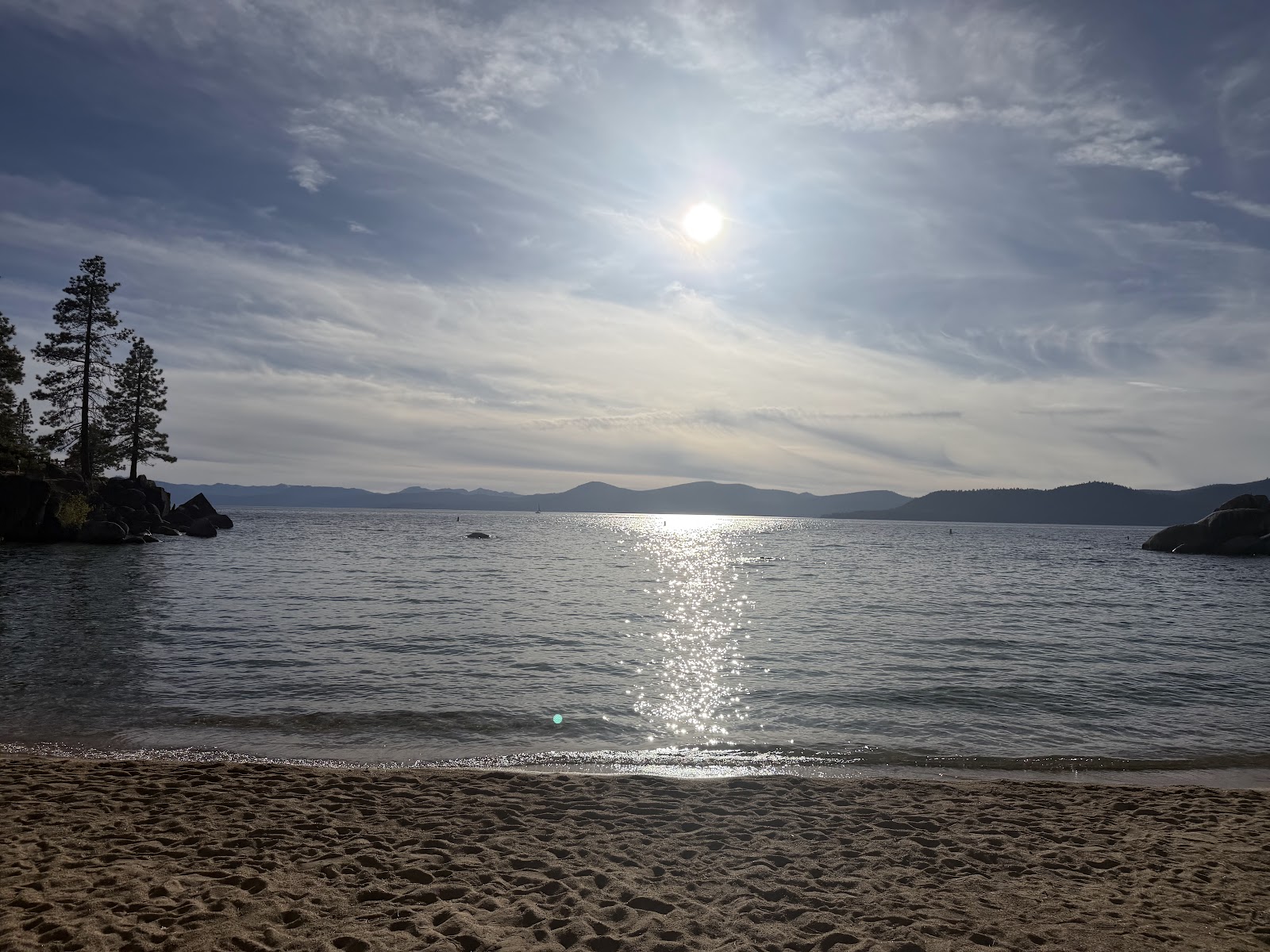 Sand Harbor — Oficiais