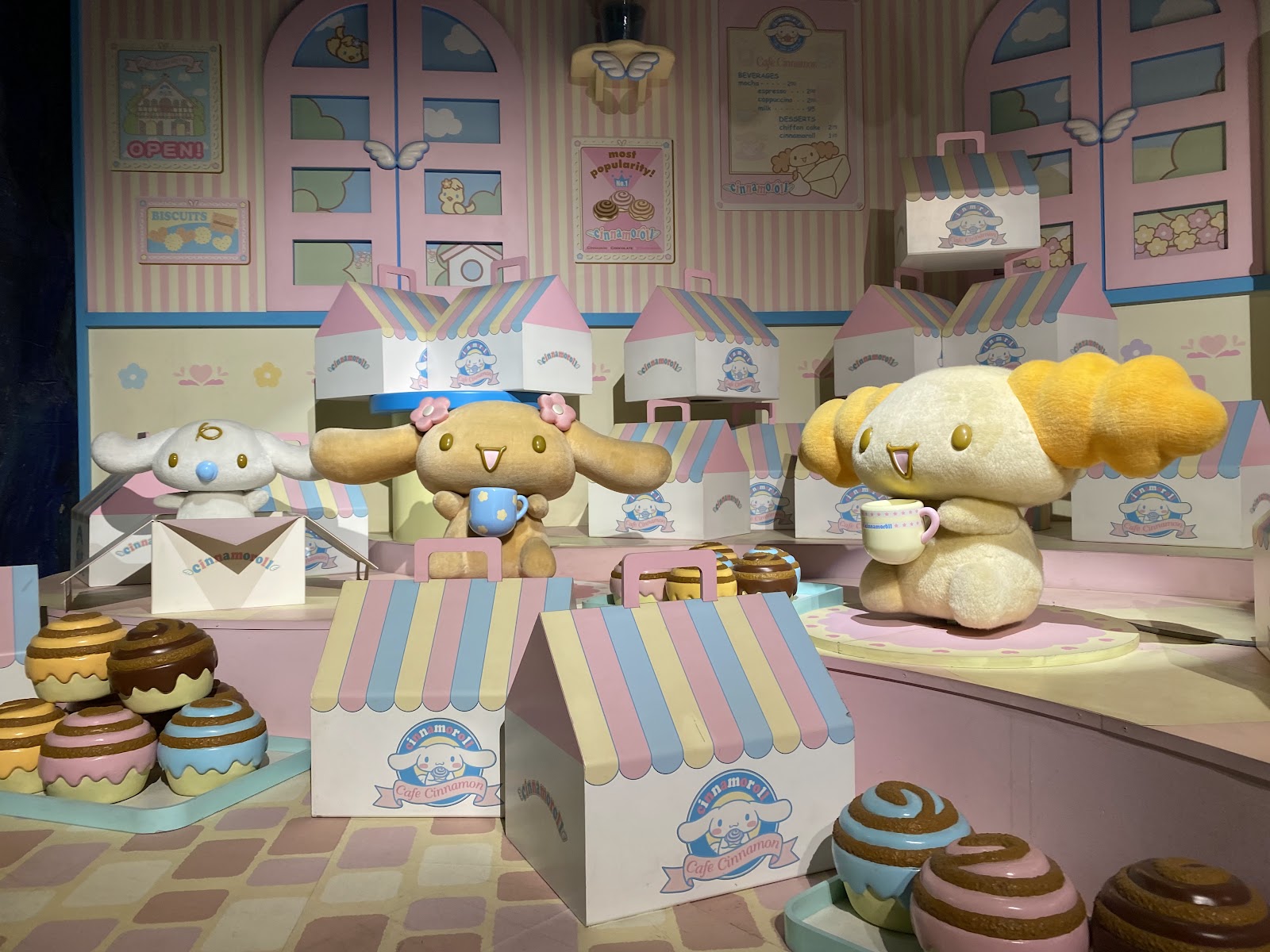 Sanrio Character Boat Ride — Oficiais