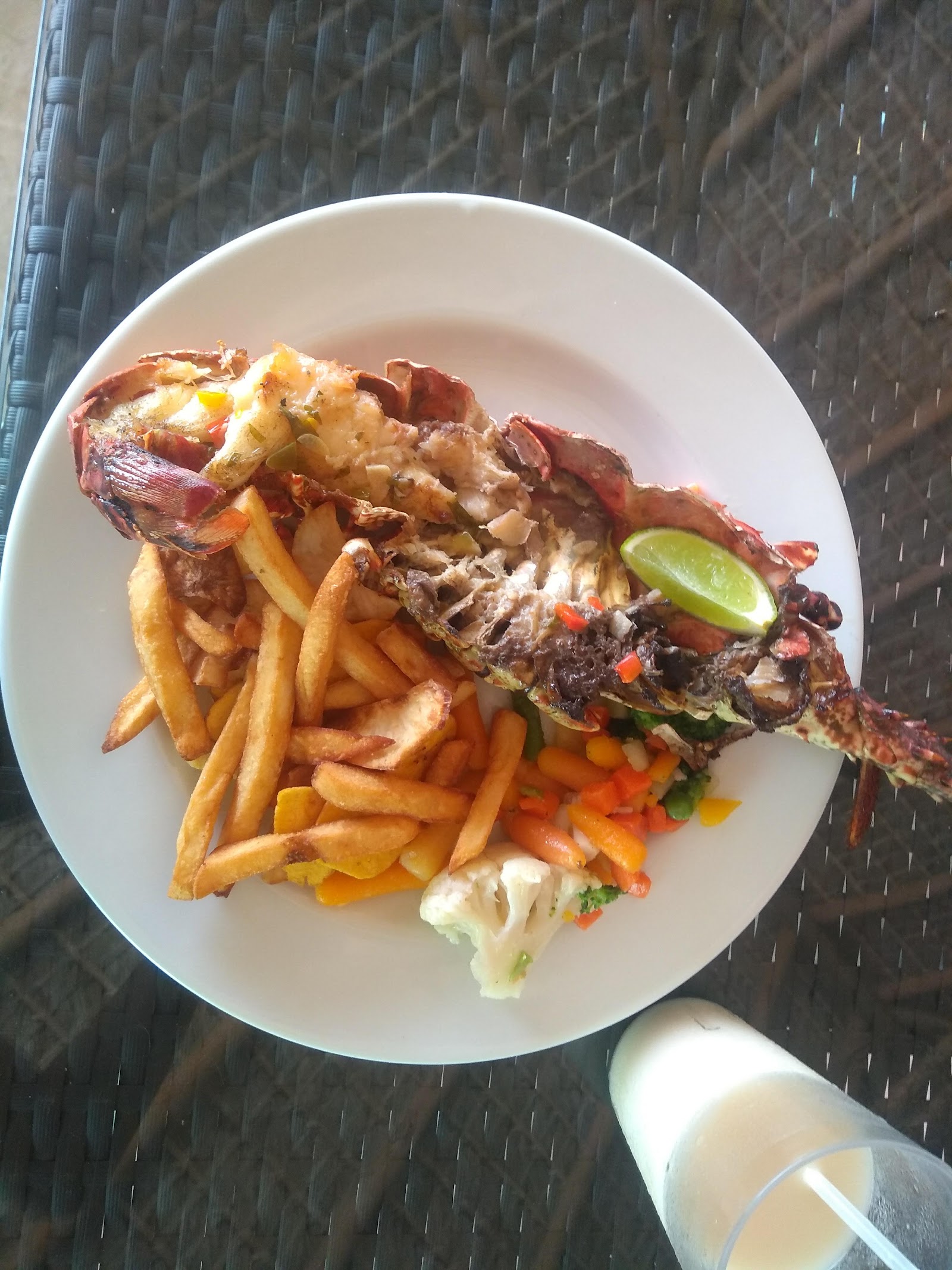Scape Park Restaurant — Oficiais