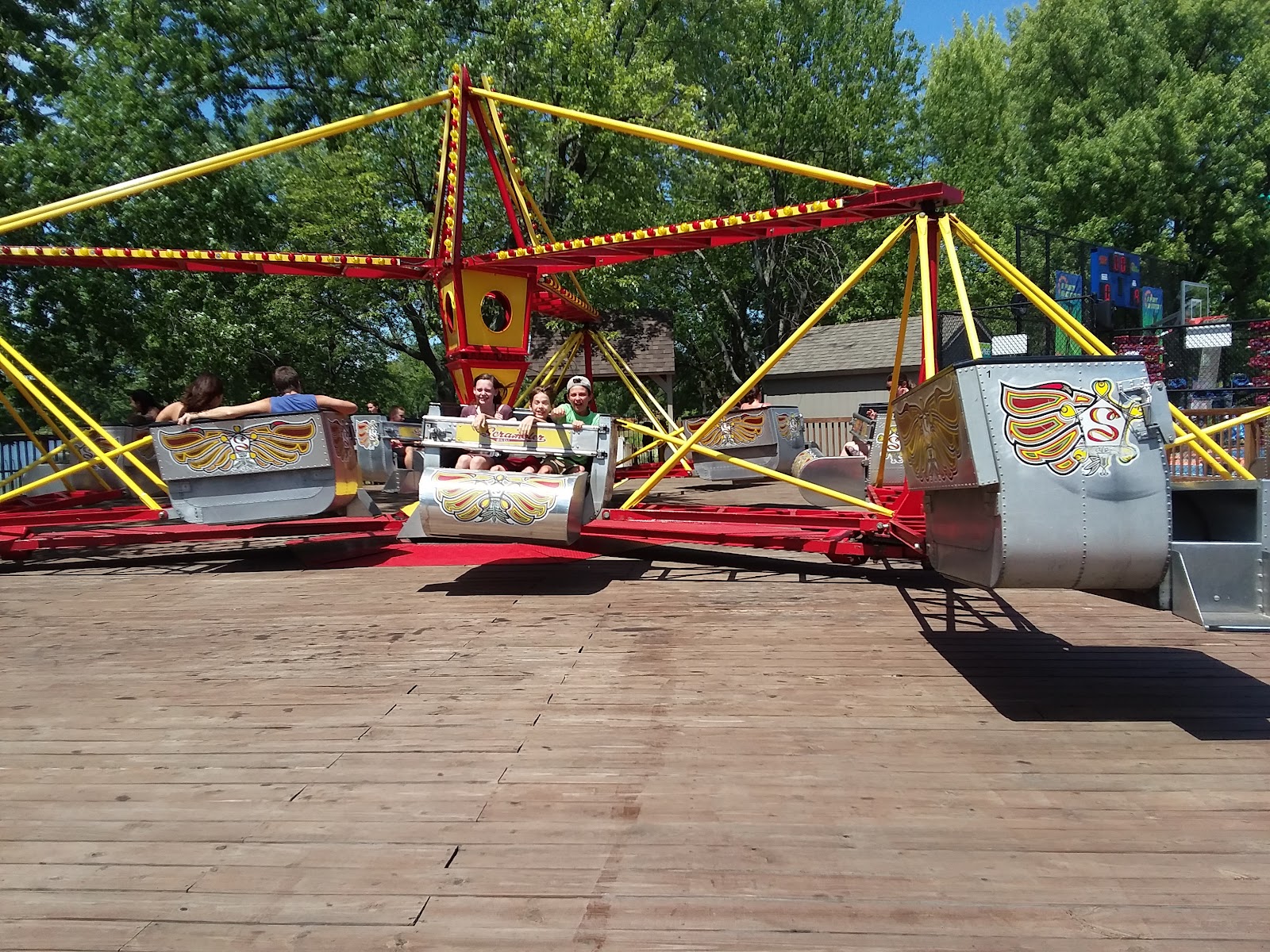 Scrambler — Oficiais