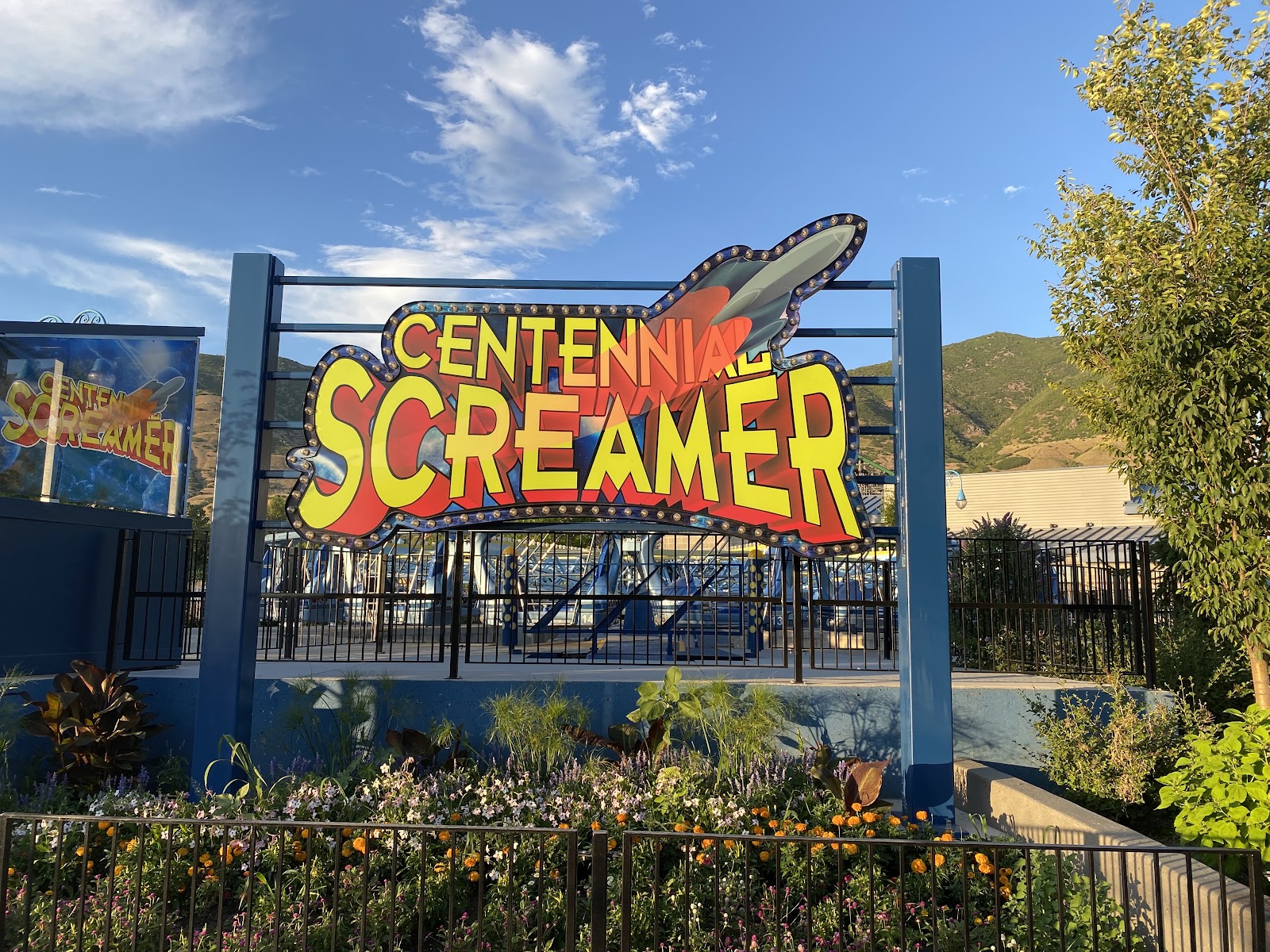 Screamer — Oficiais