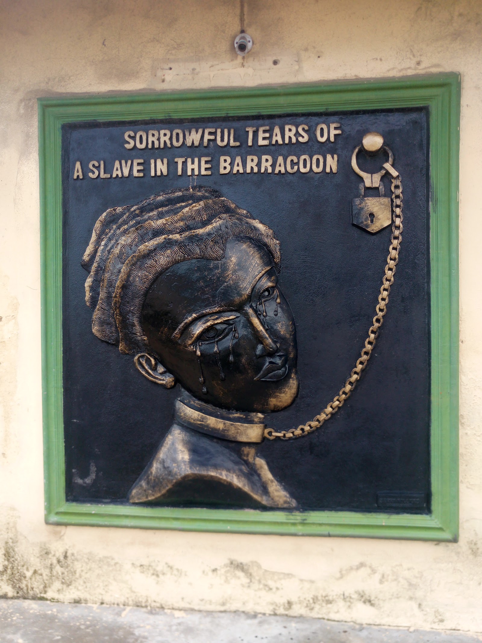 Seriki William Abass Slave Museum — Oficiais