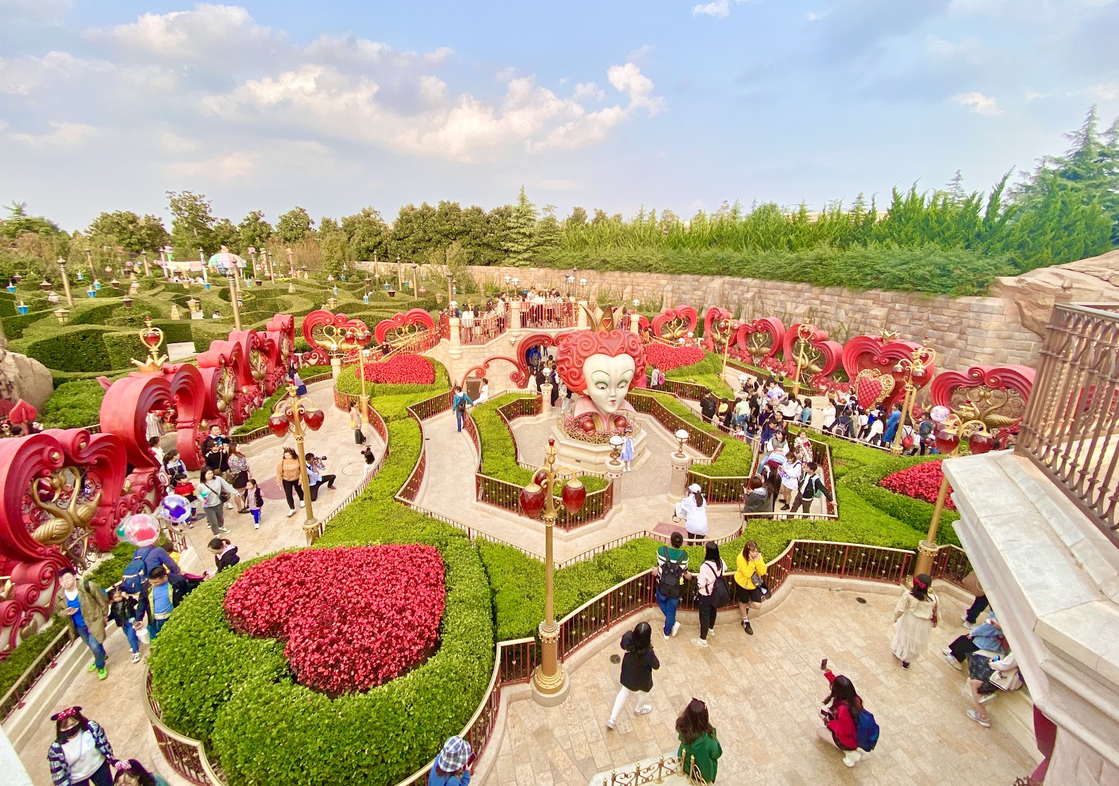 Shanghai Disneyland Park — Oficiais