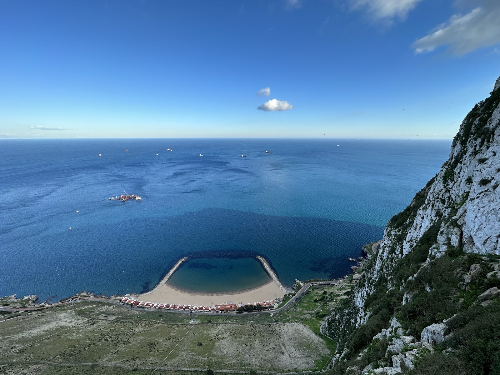 Skywalk Gibraltar — Oficiais