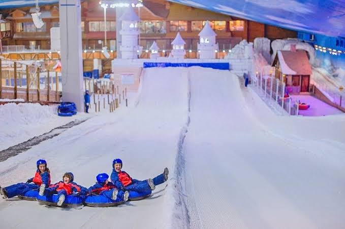 Snowland — Oficiais