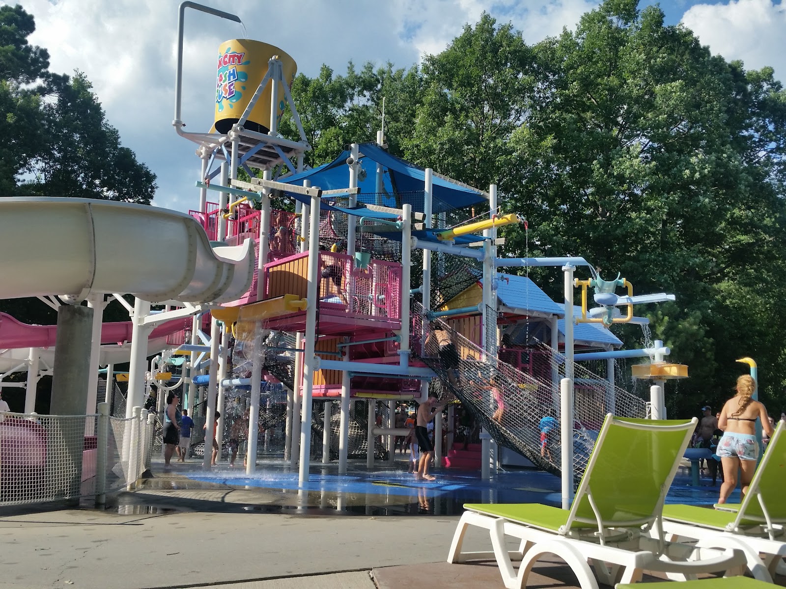 Soak City Wave Pool — Oficiais