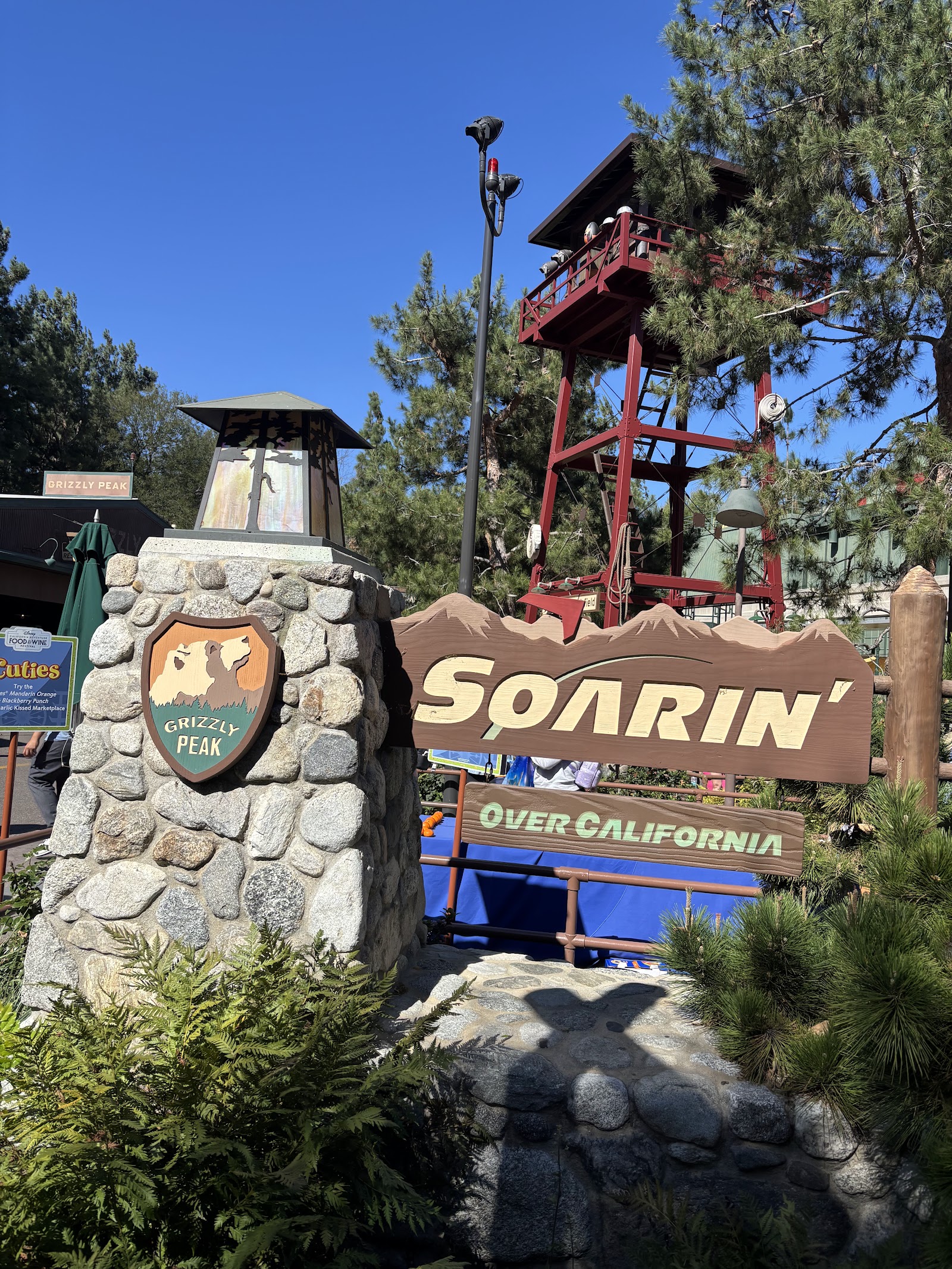 Soarin' Around the World — Oficiais