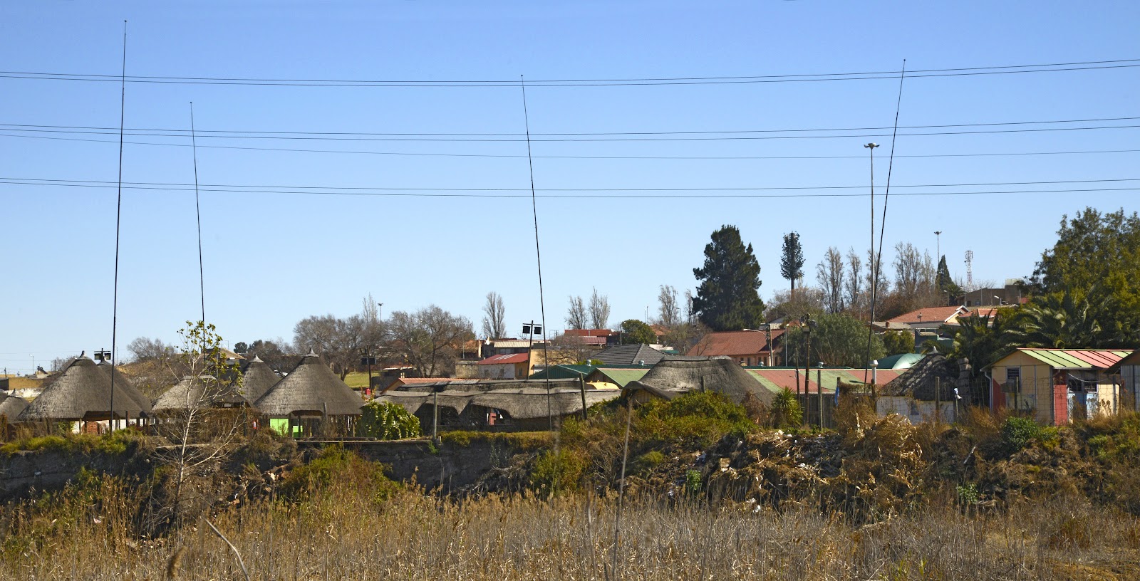 Soweto — Oficiais