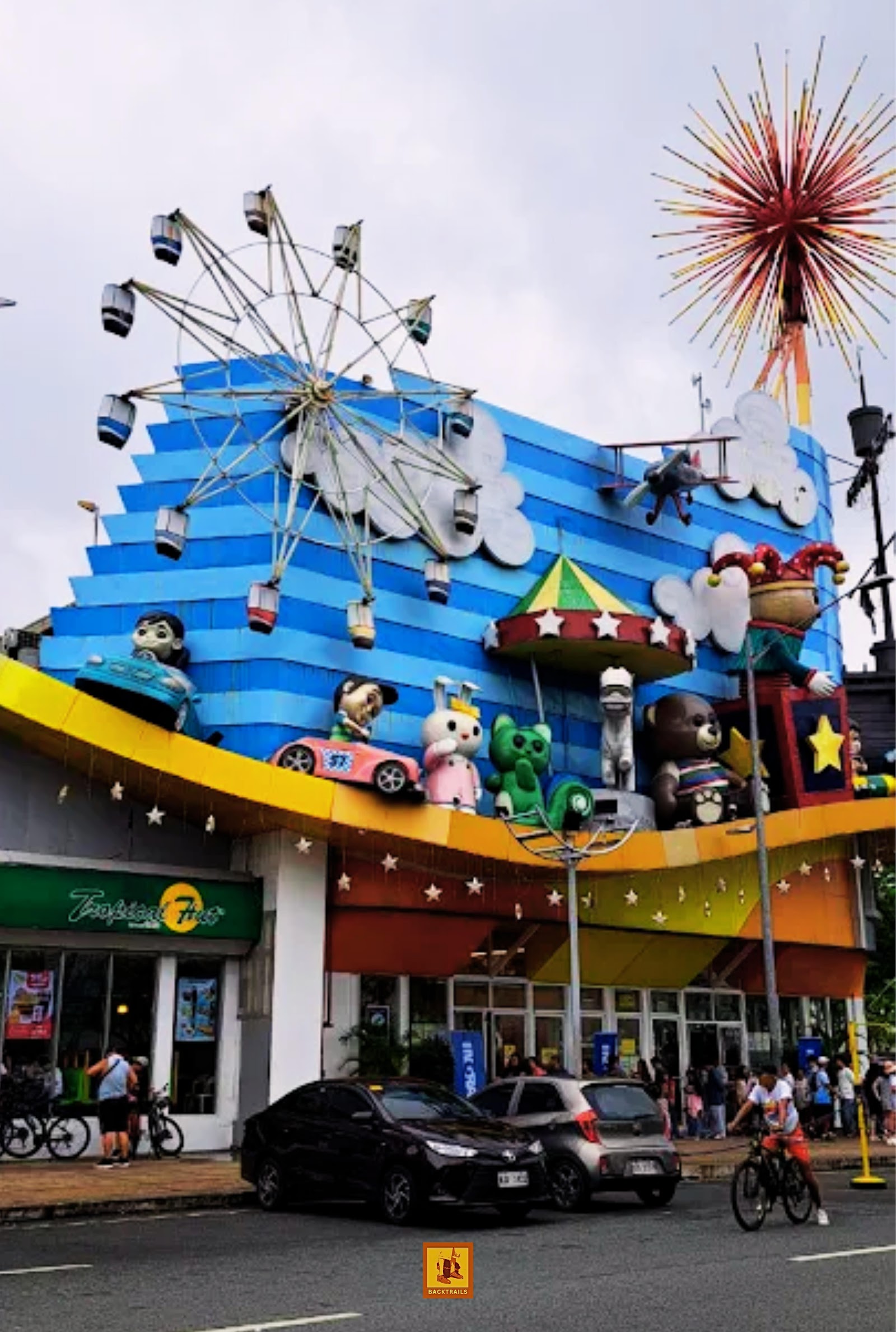 Star City Food Court — Oficiais