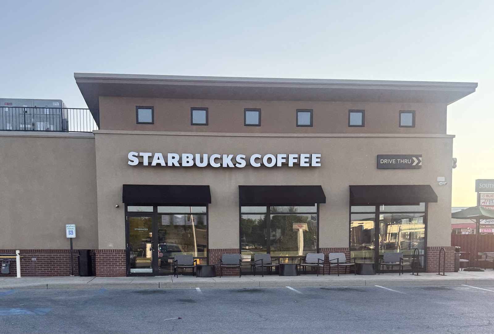 Starbucks — Oficiais