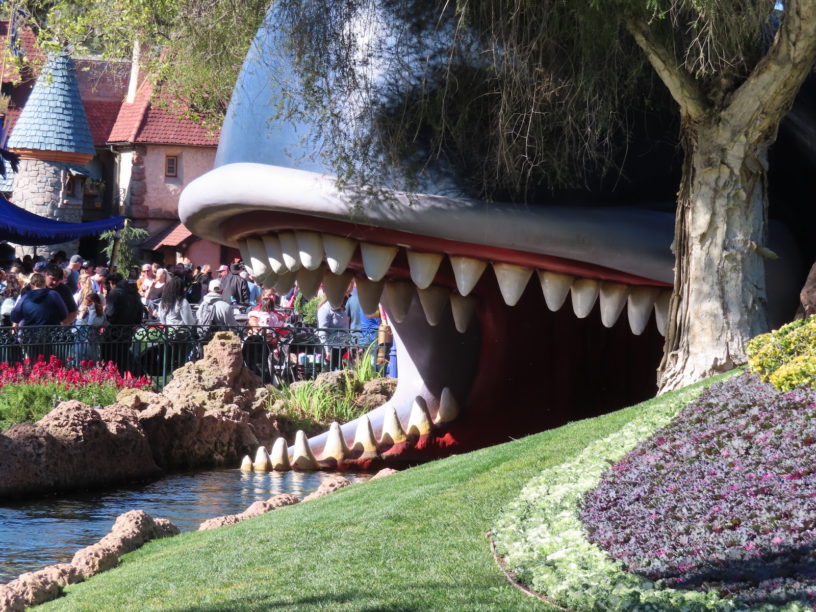 Storybook Land Canal Boats — Oficiais