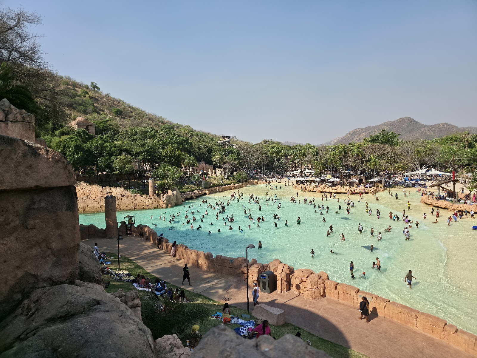 Sun City — Oficiais