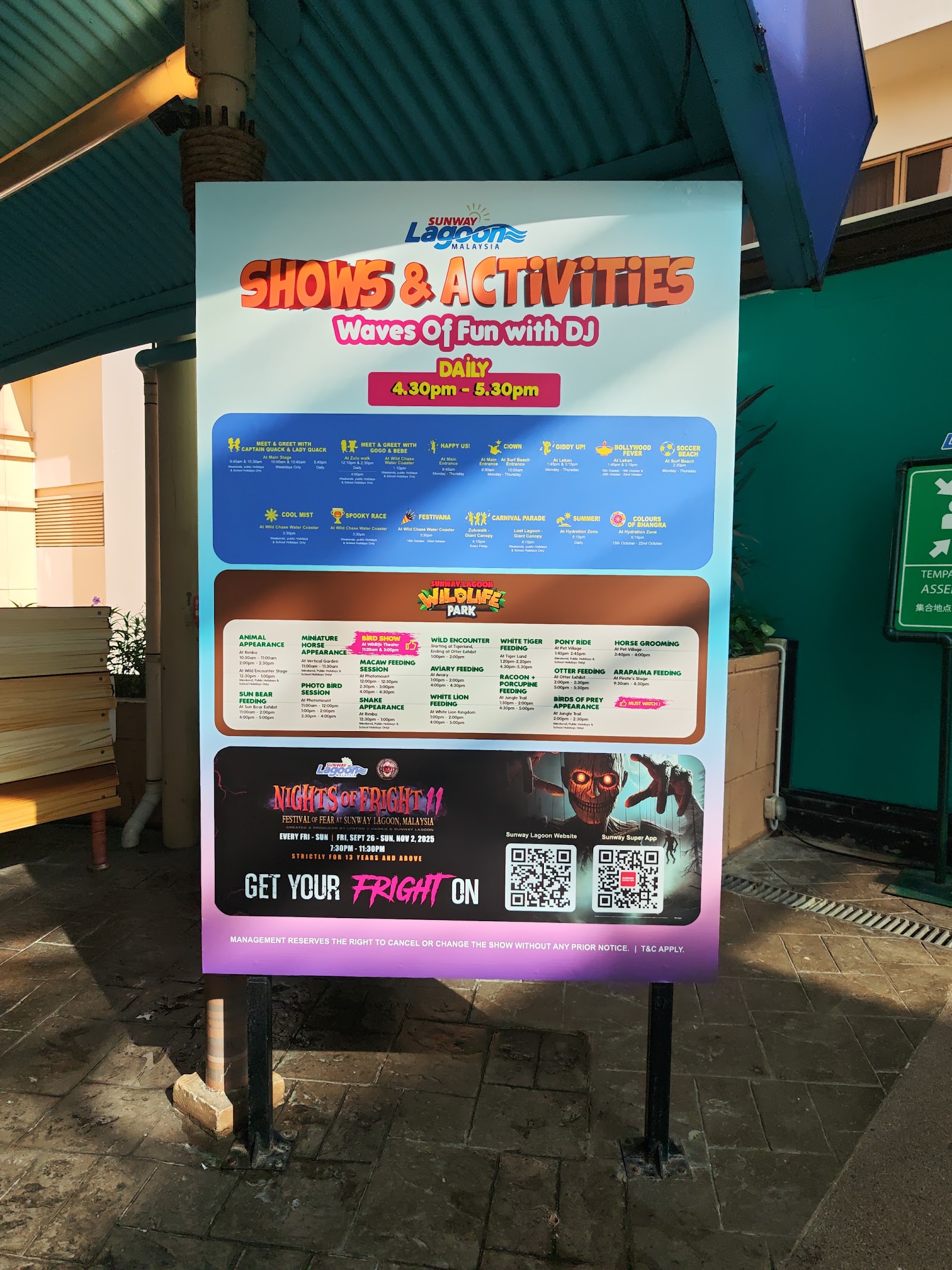 Surf Beach — Oficiais