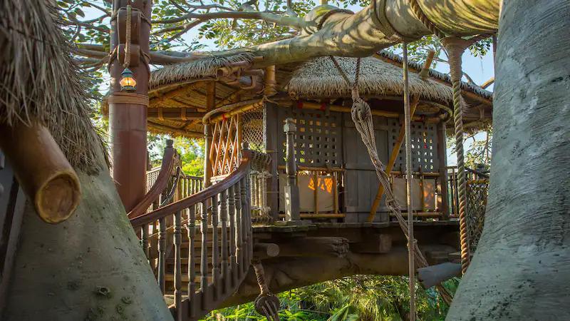 Swiss Family Treehouse — Oficiais