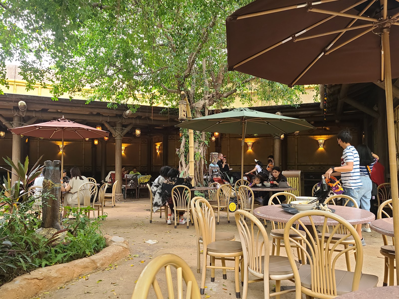 Tahitian Terrace