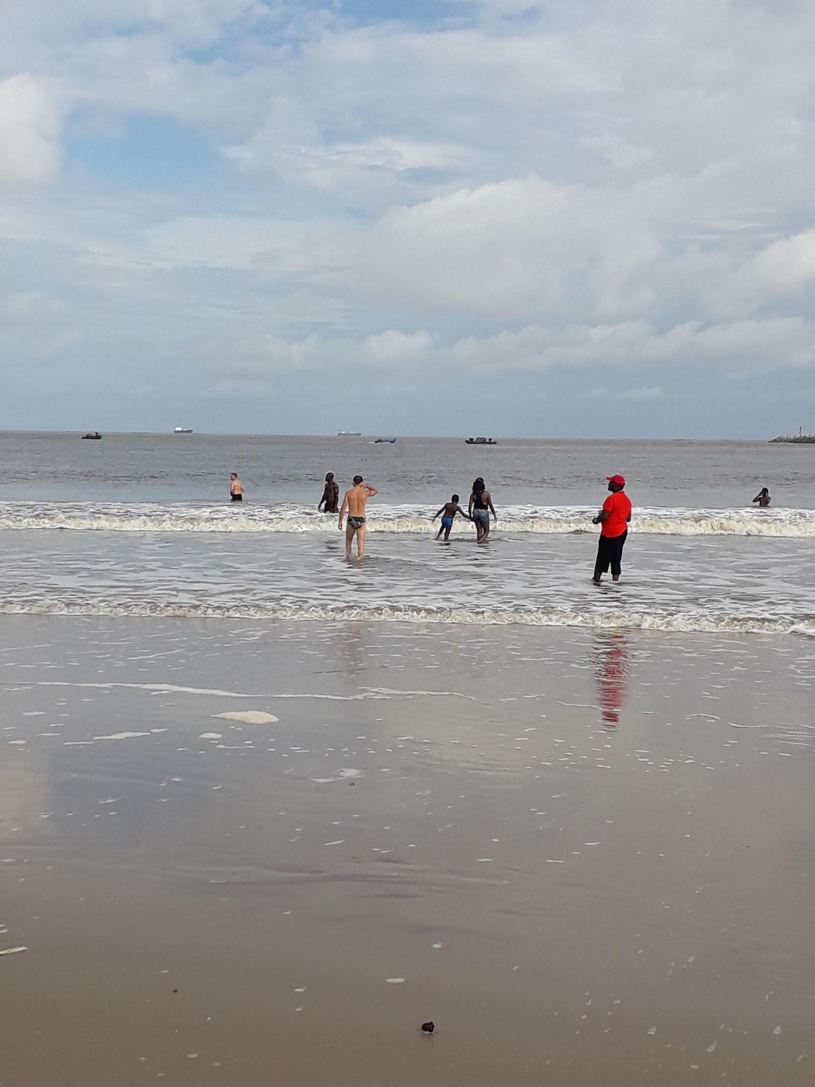 Tarkwa Bay Beach — Oficiais
