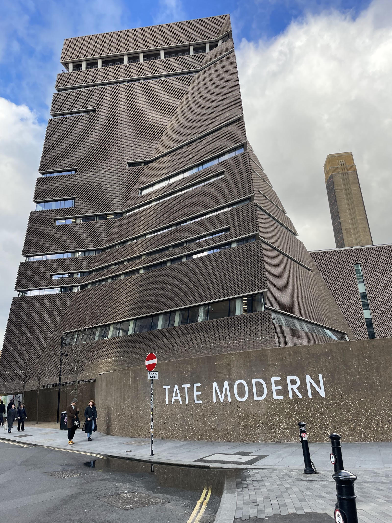 Tate Modern — Oficiais