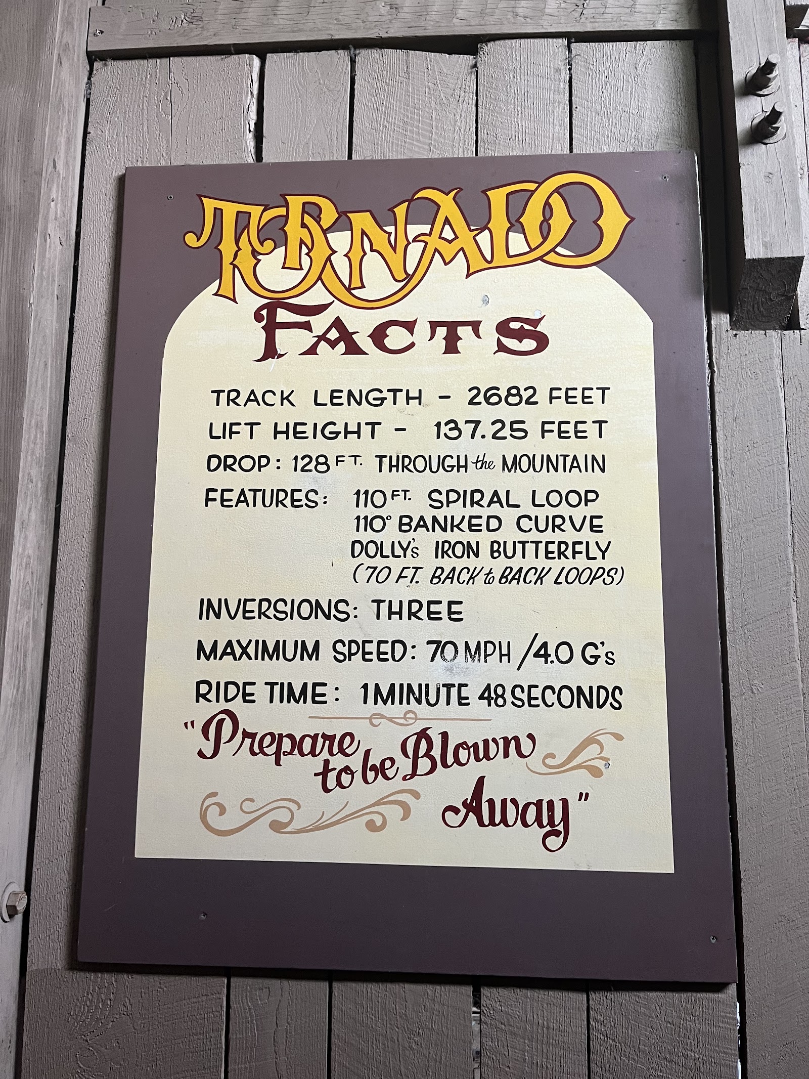 Tennessee Tornado — Oficiais