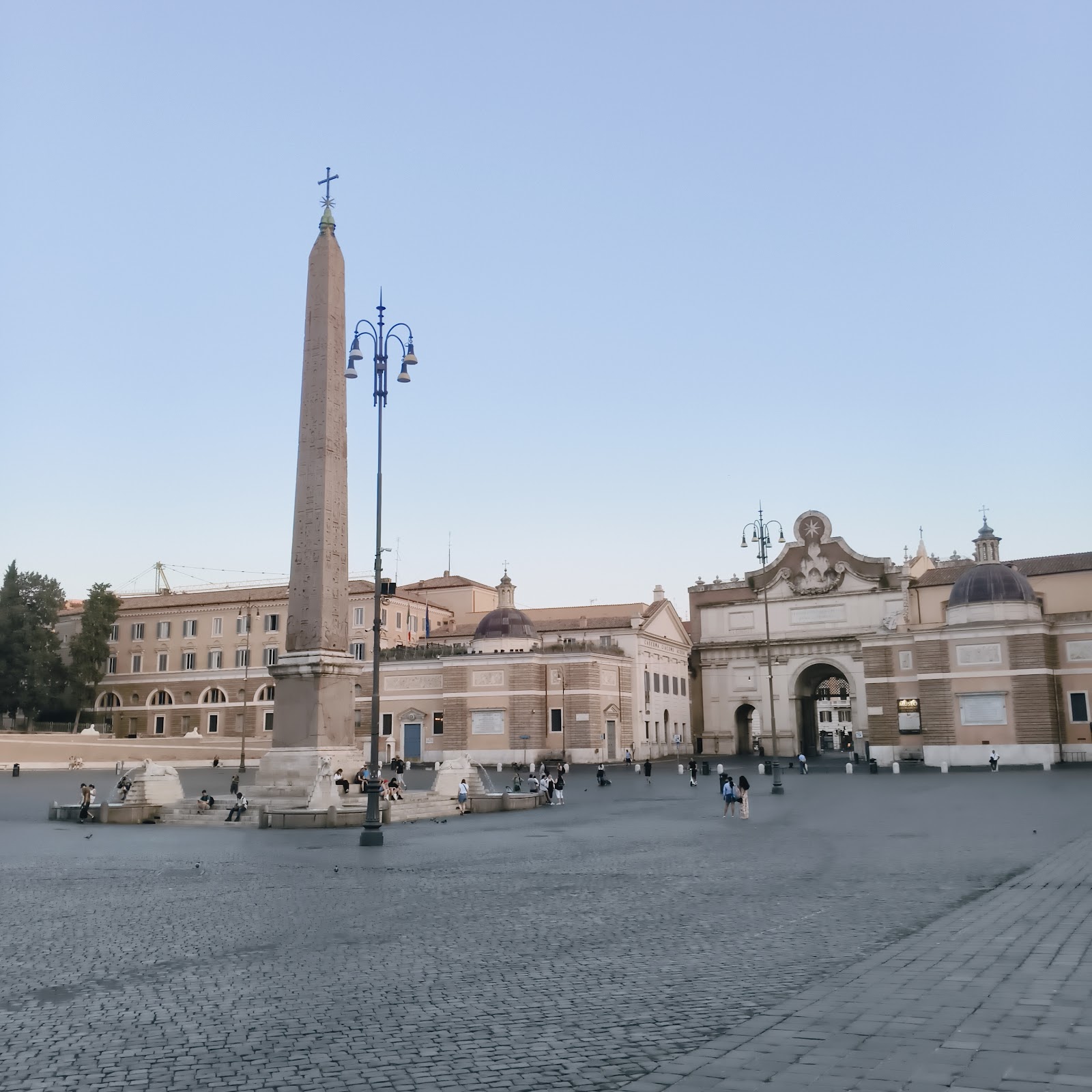 Terrazza del Pincio — Oficiais