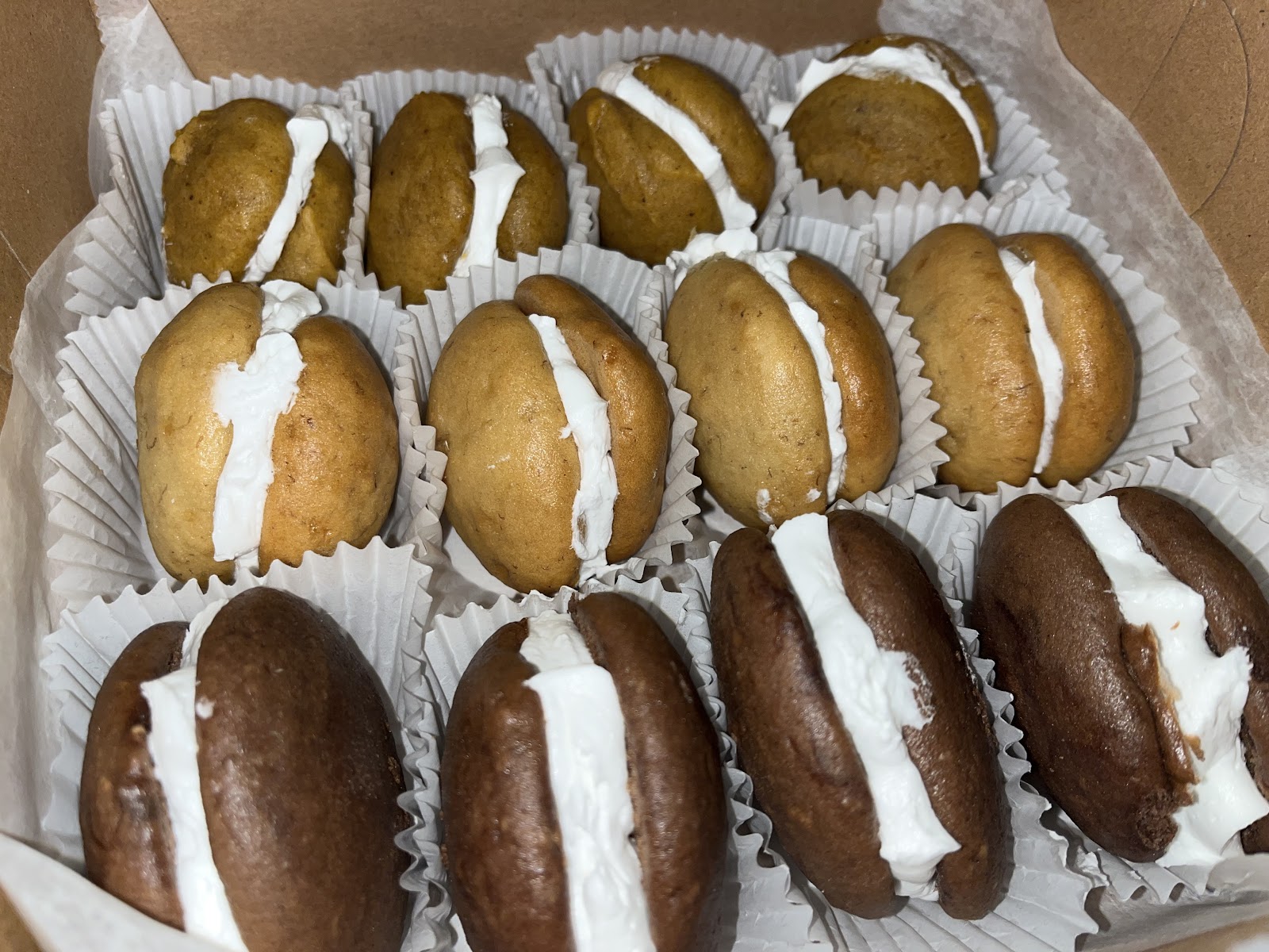 The Bakery — Oficiais