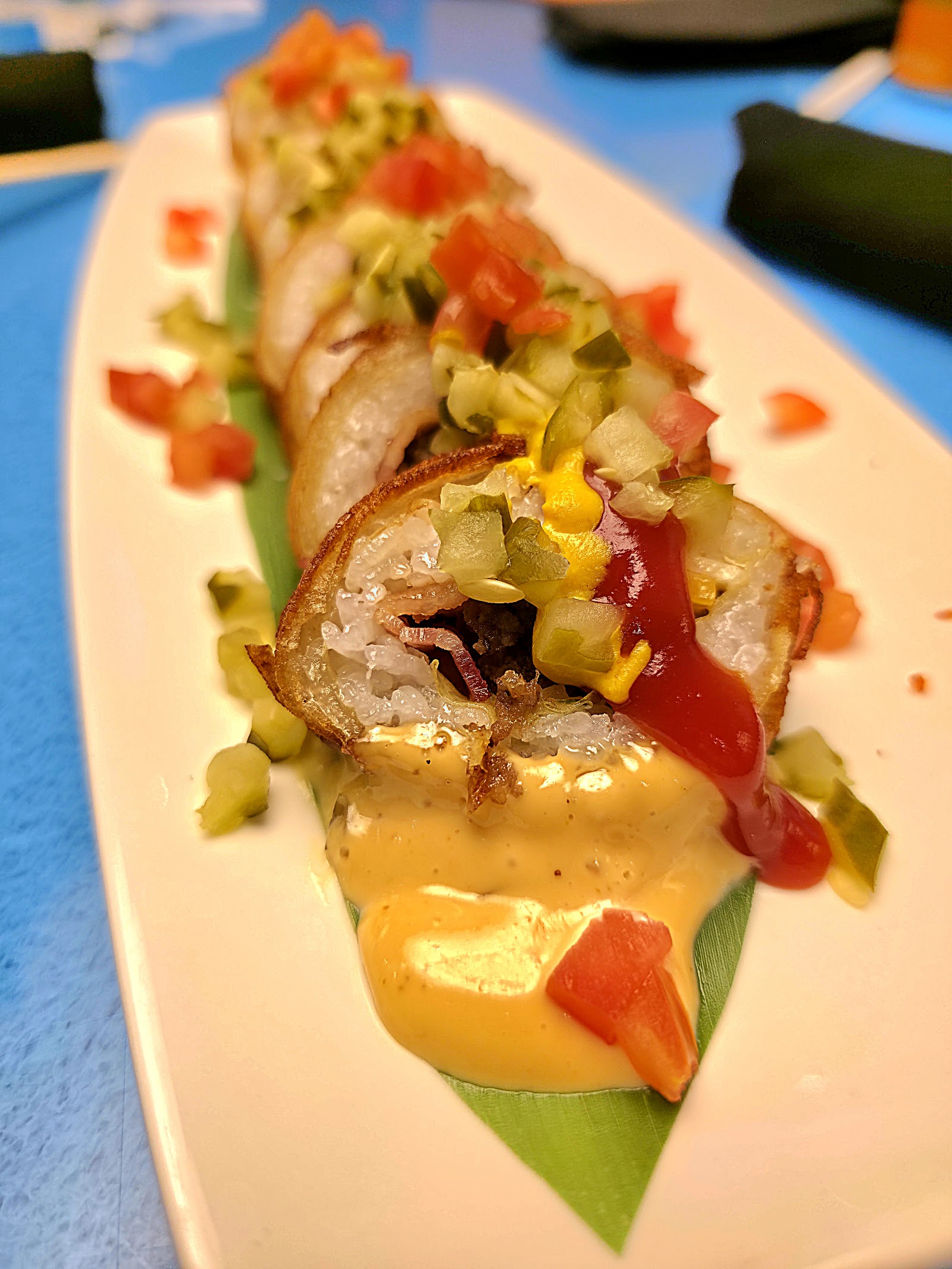 The Cowfish Sushi Burger Bar — Oficiais