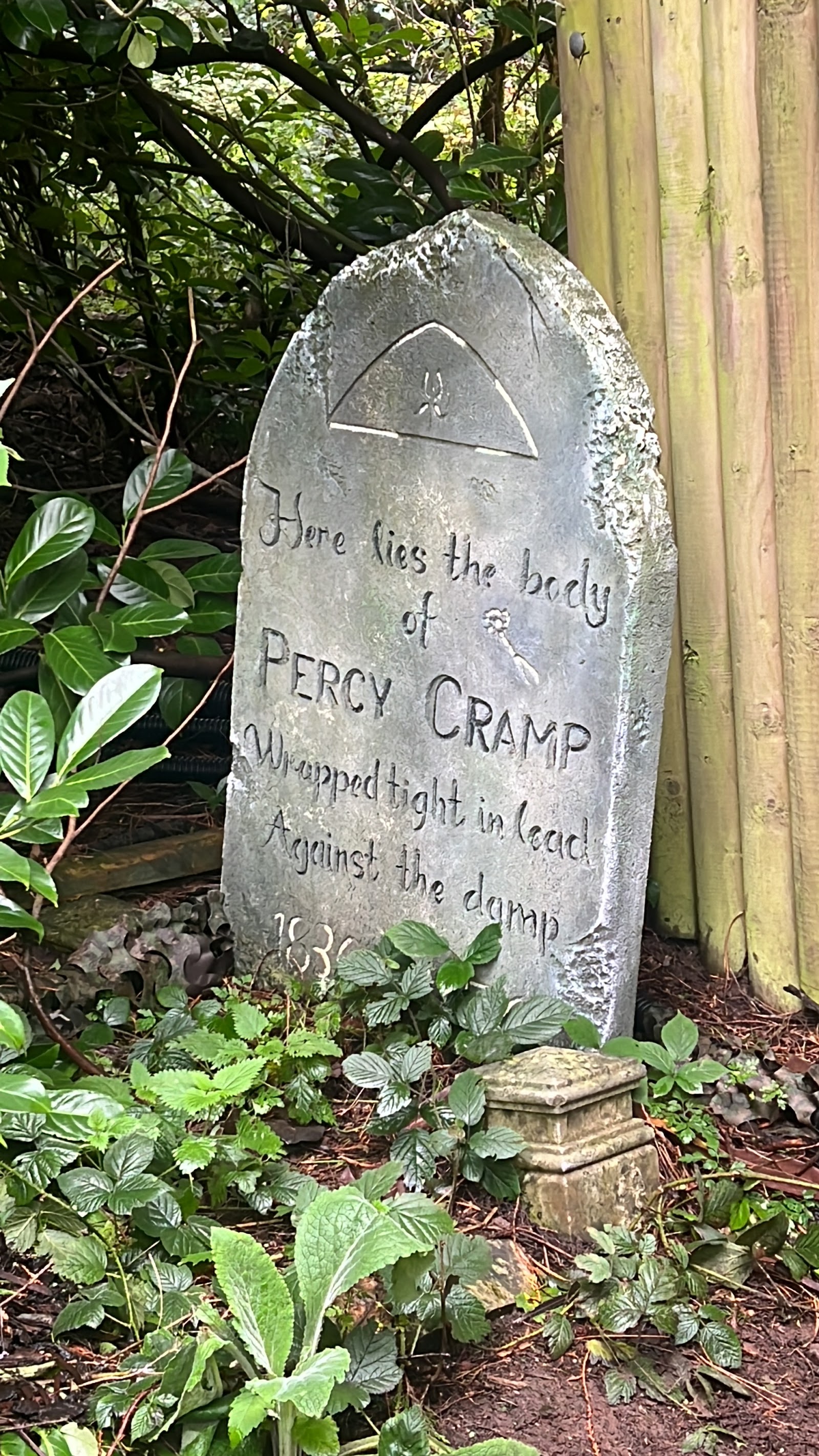 The Curse at Alton Manor — Oficiais
