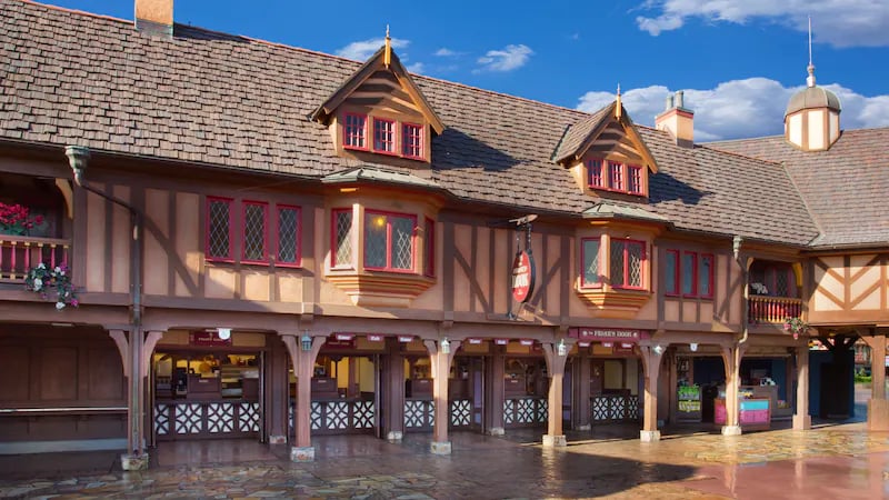 The Friar's Nook — Oficiais