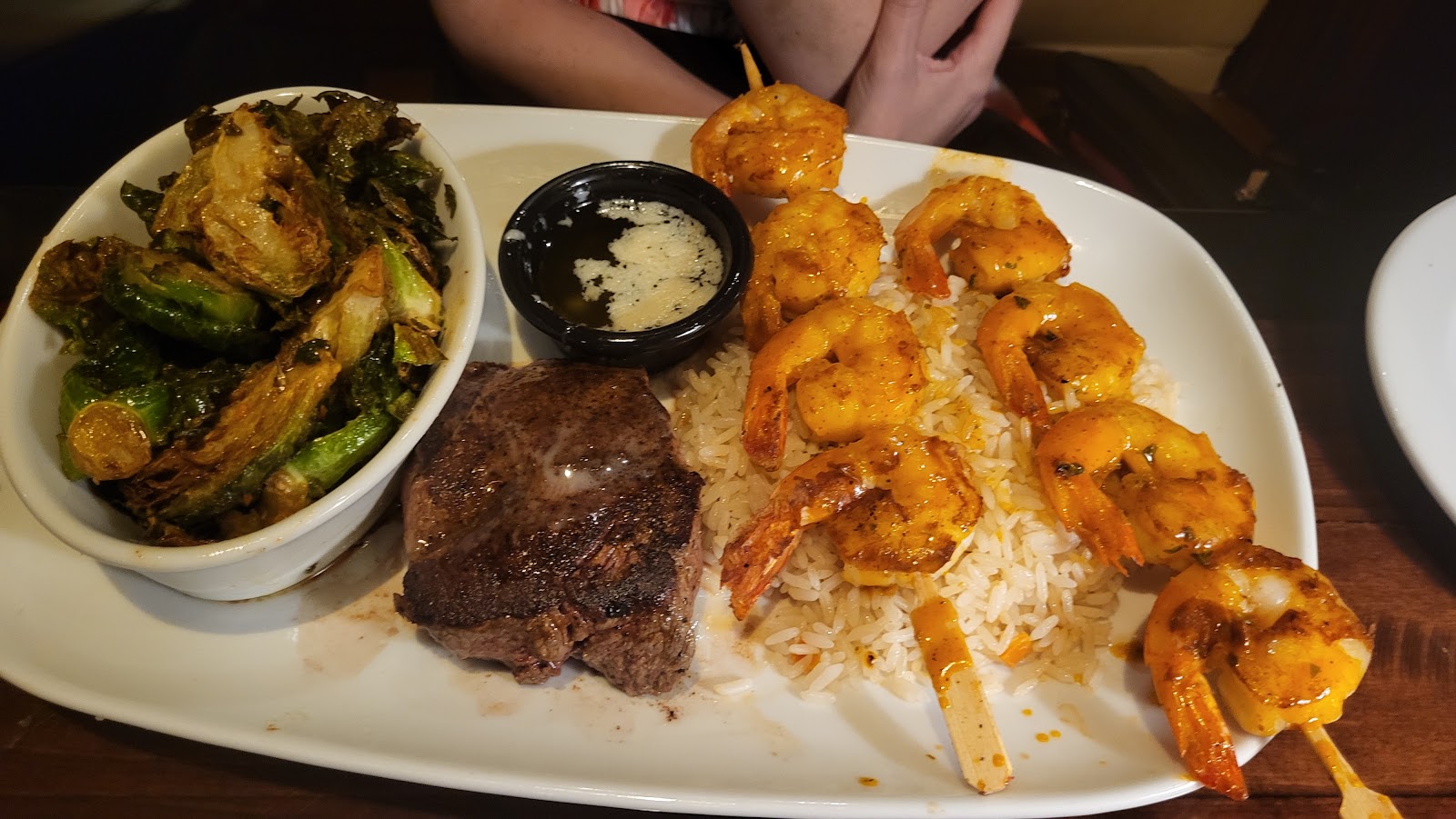 The Grill — Oficiais