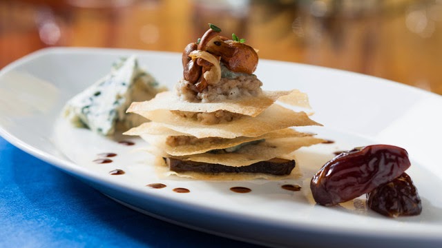 The Hollywood Brown Derby — Oficiais
