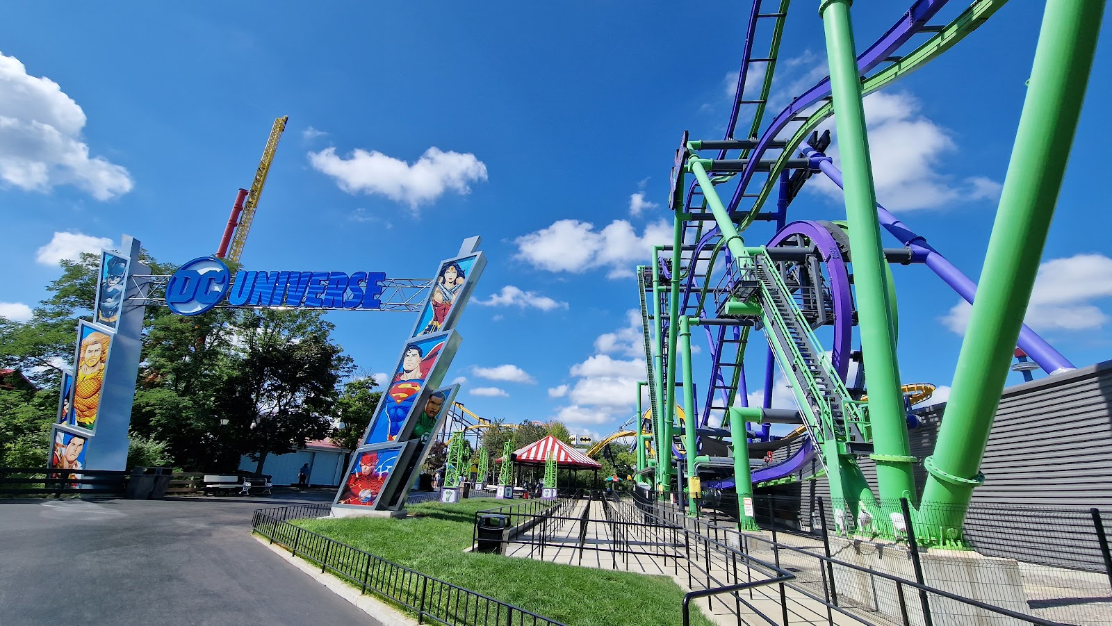 The Joker Free Fly Coaster — Oficiais