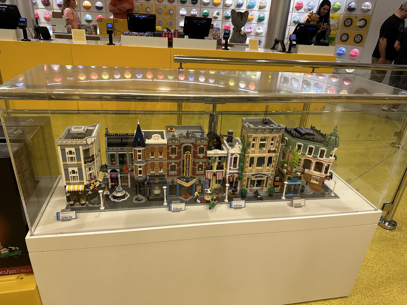 The LEGO Store — Oficiais