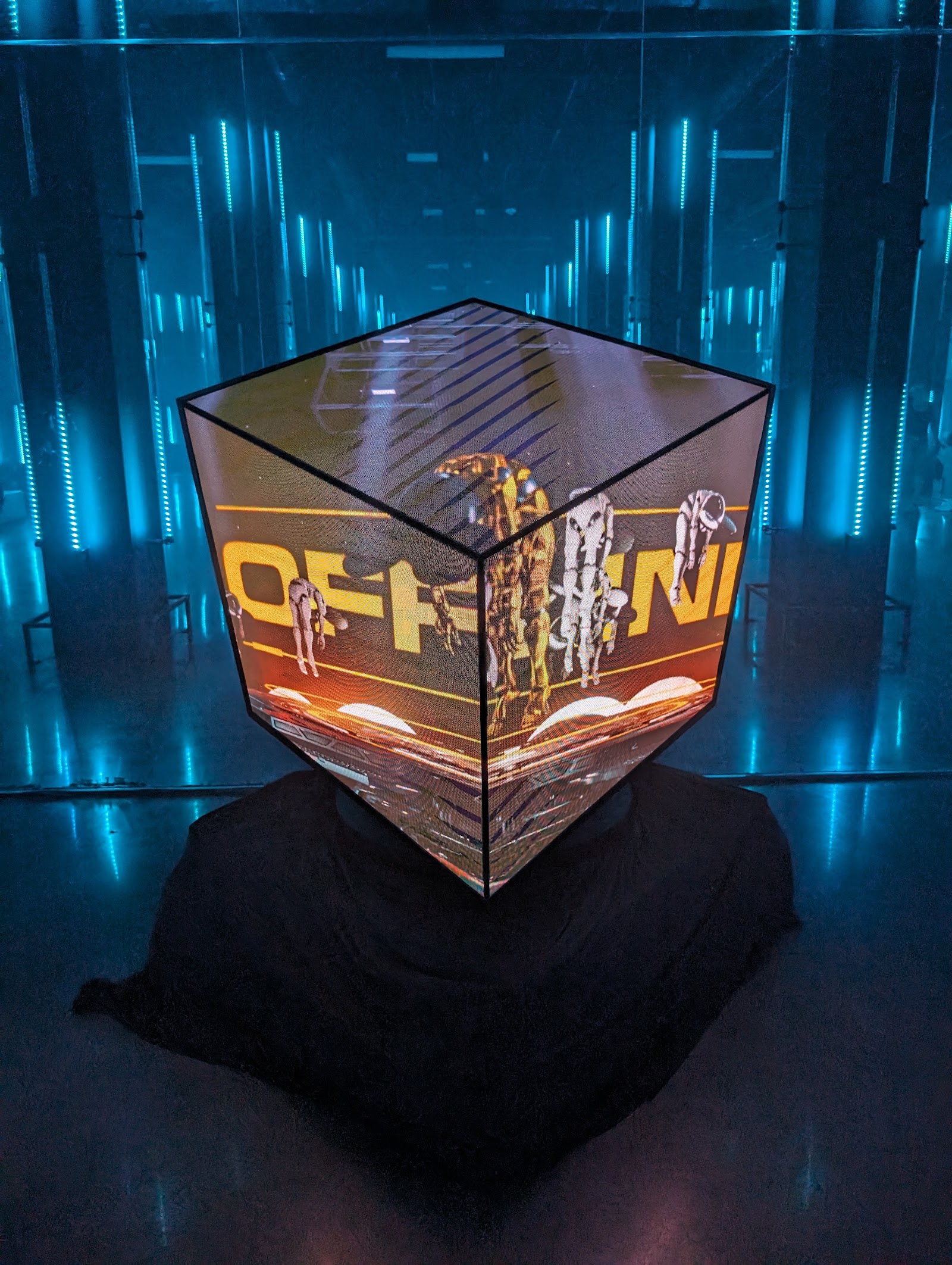 The Museum Fiasco — Oficiais