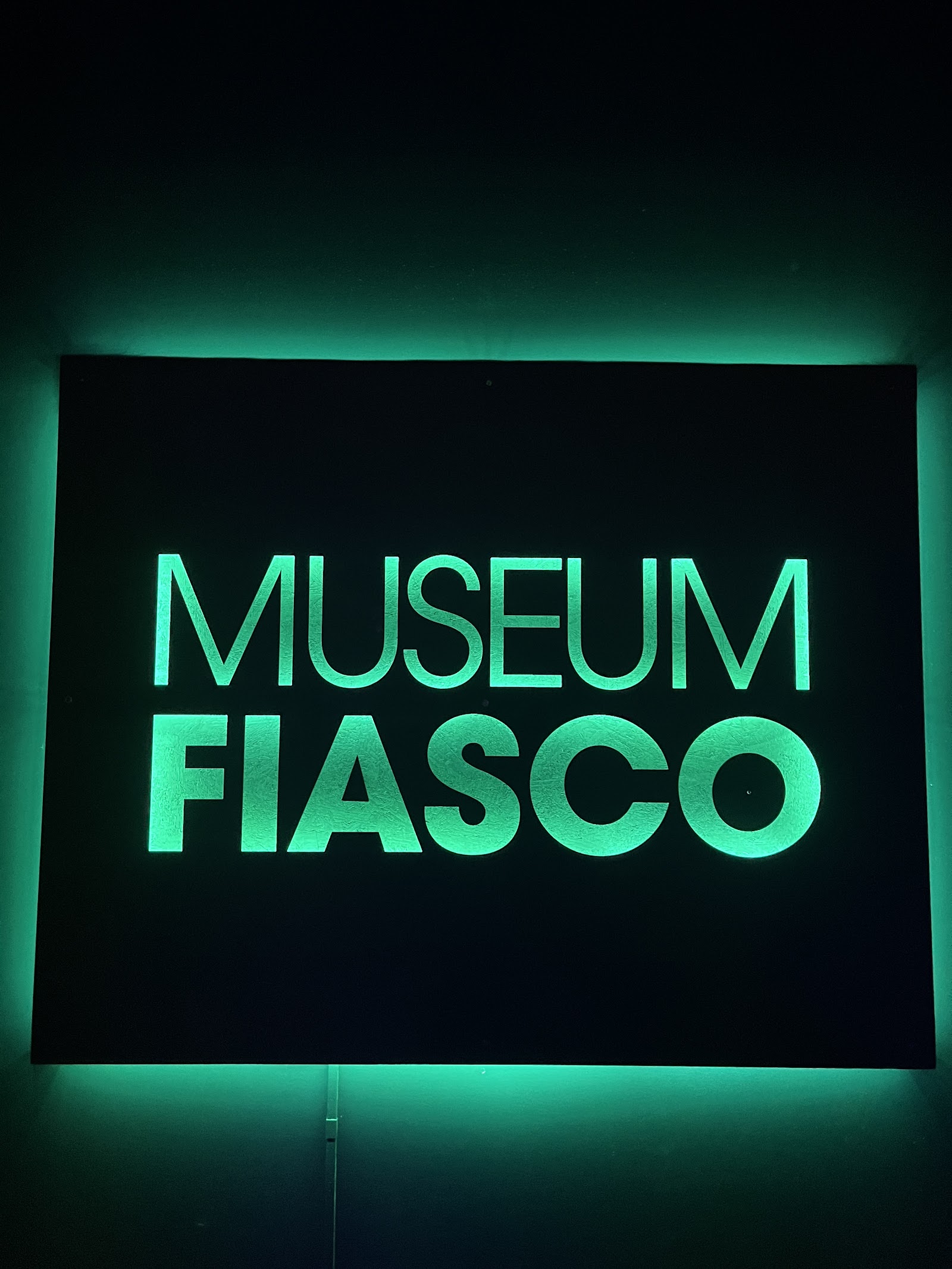 The Museum Fiasco — Oficiais