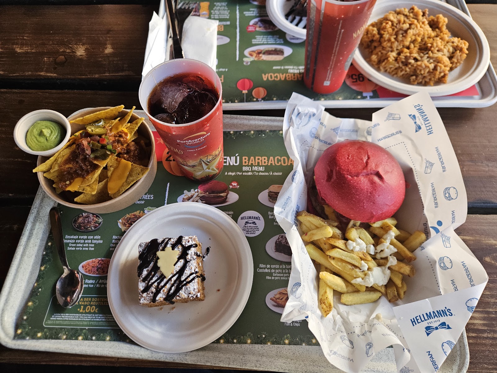 The Old Steak House — Oficiais