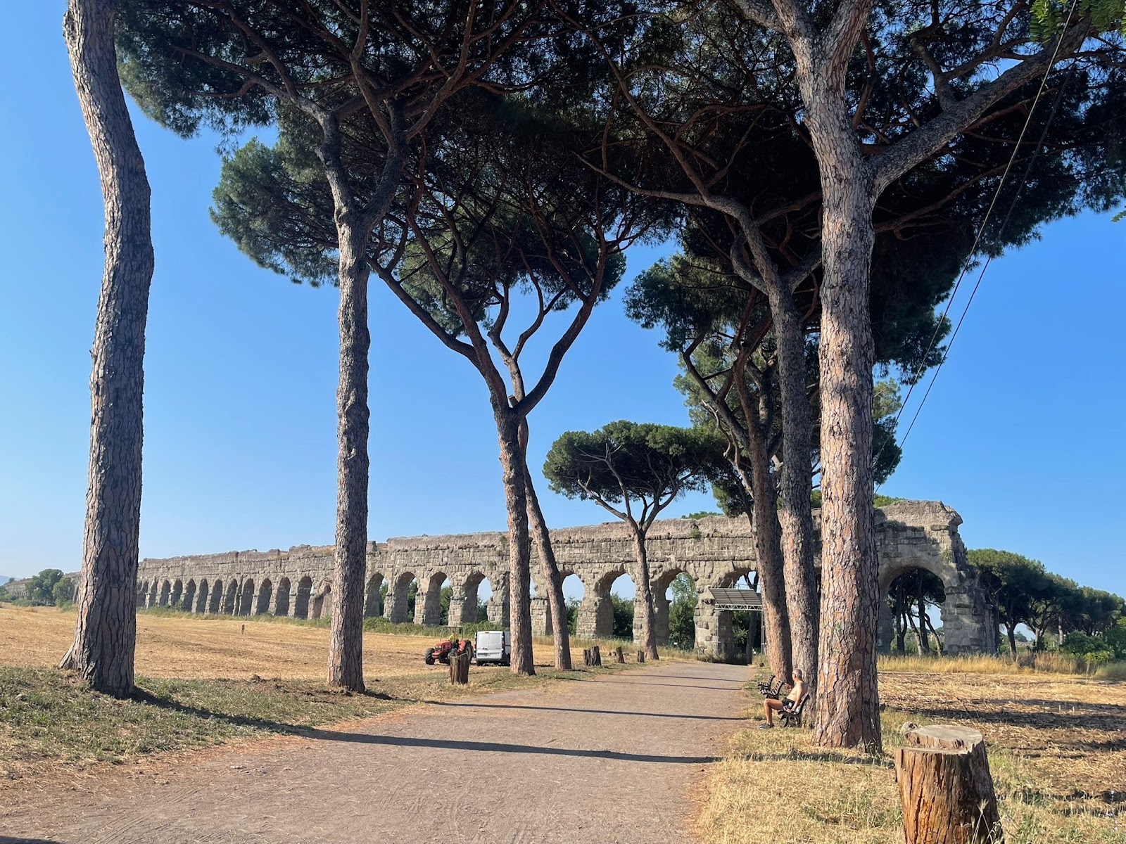 The Park of the Aqueducts — Oficiais