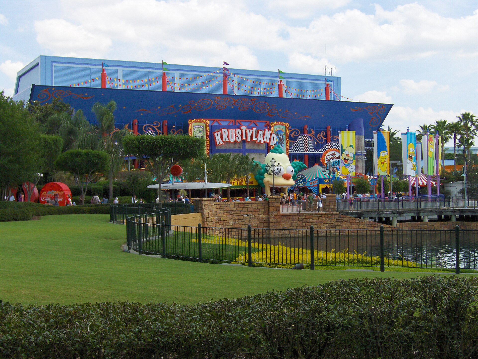 The Simpsons Ride™