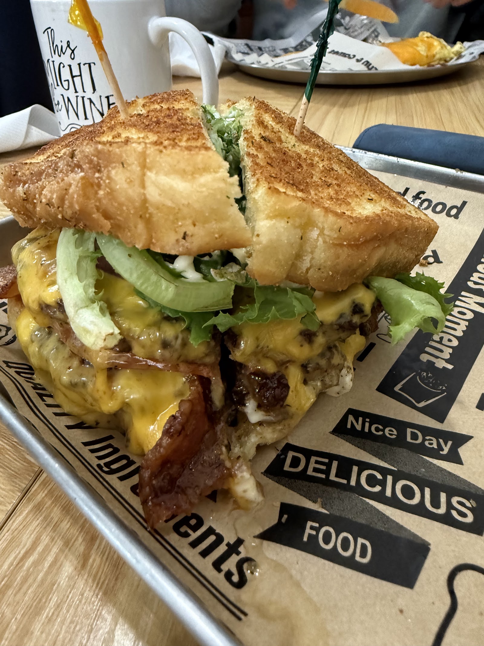 The Snack Shack — Oficiais