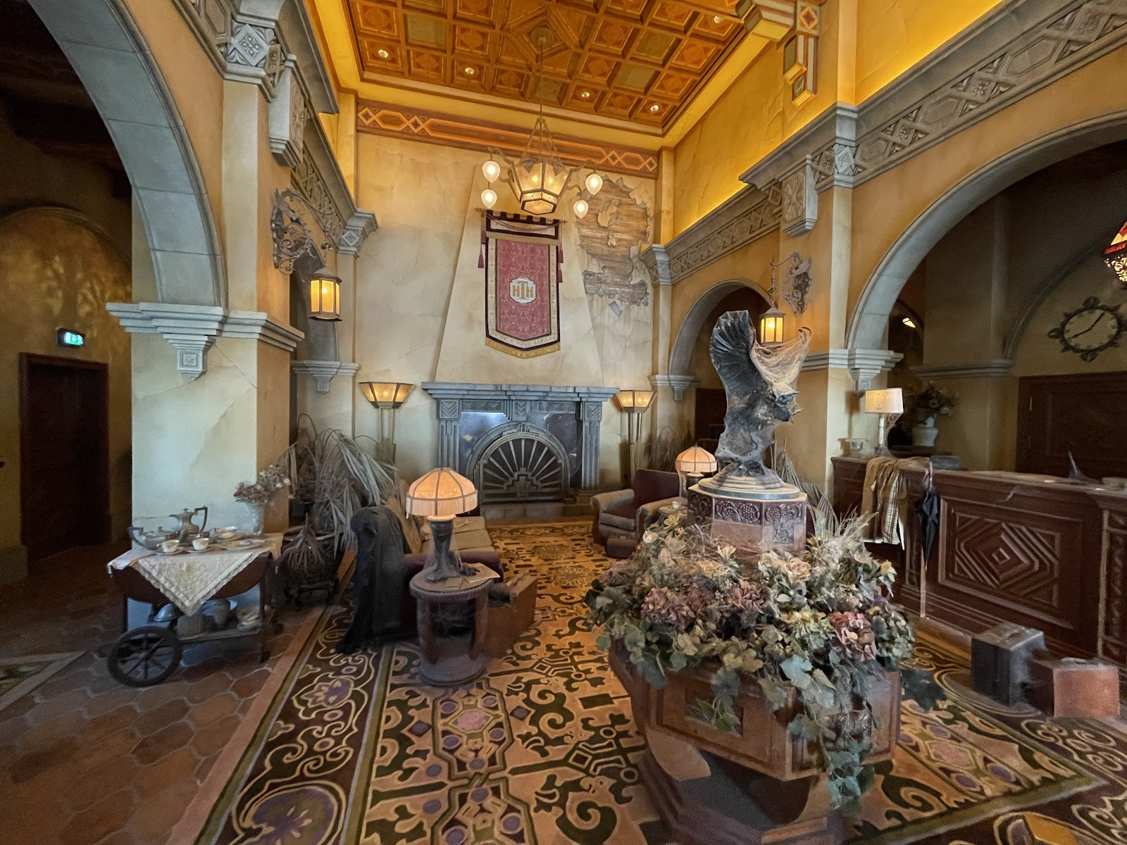 The Twilight Zone Tower of Terror — Oficiais