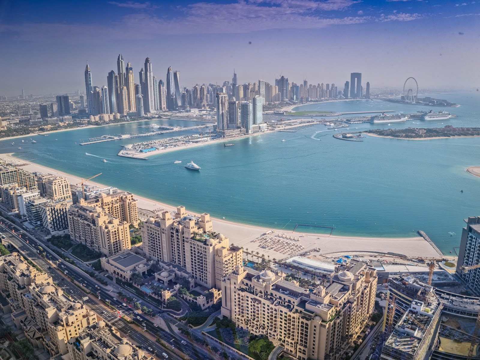 The View Palm Jumeirah — Oficiais