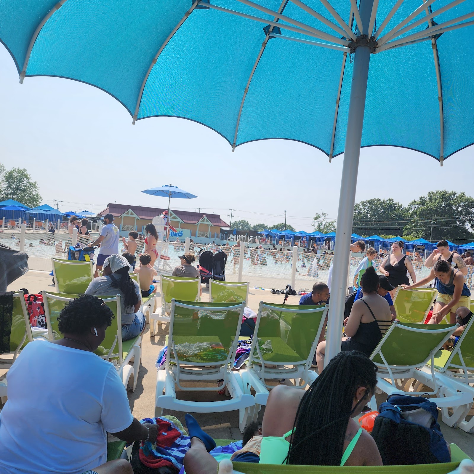 Tidal Wave Bay — Oficiais