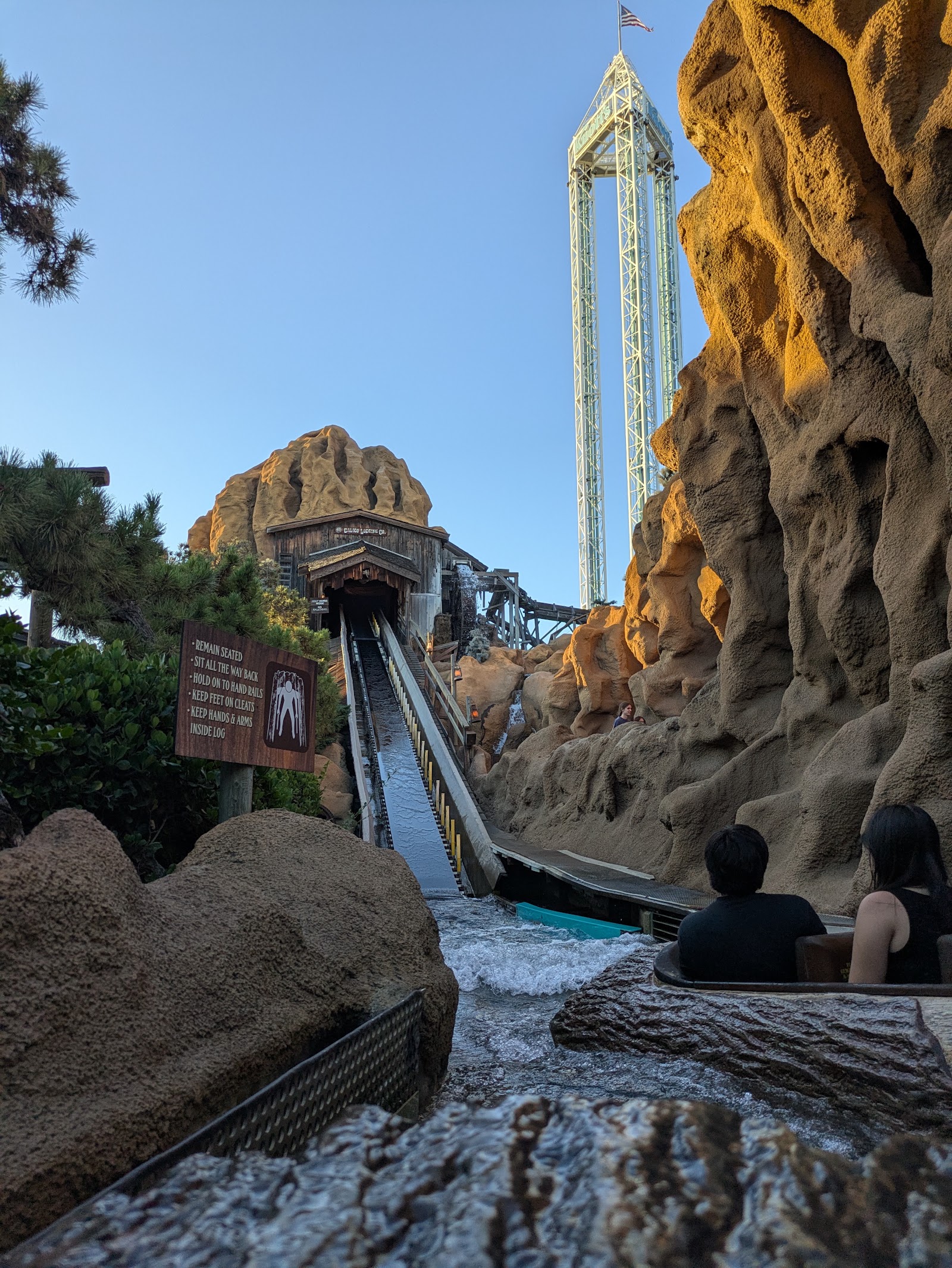 Timber Mountain Log Ride — Oficiais