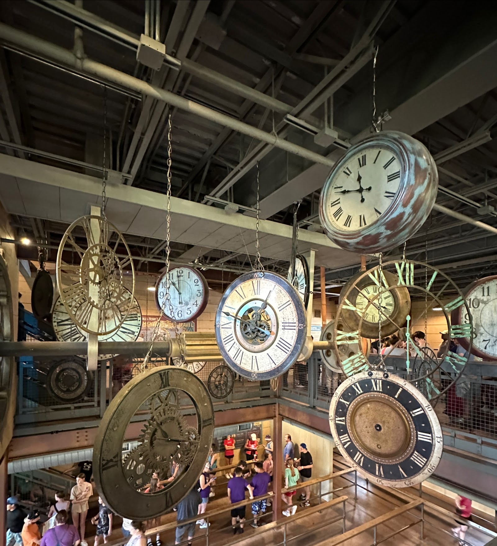 Time Traveler — Oficiais