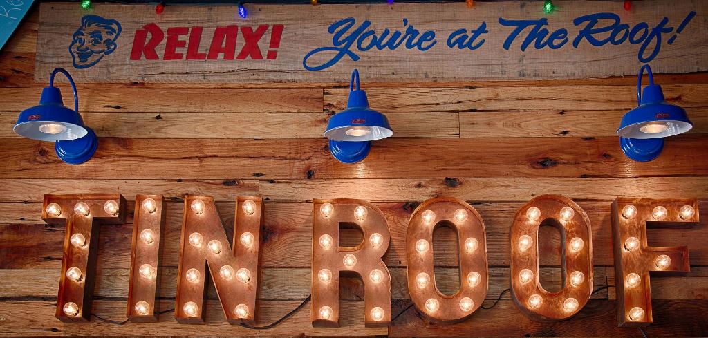 Tin Roof — Oficiais