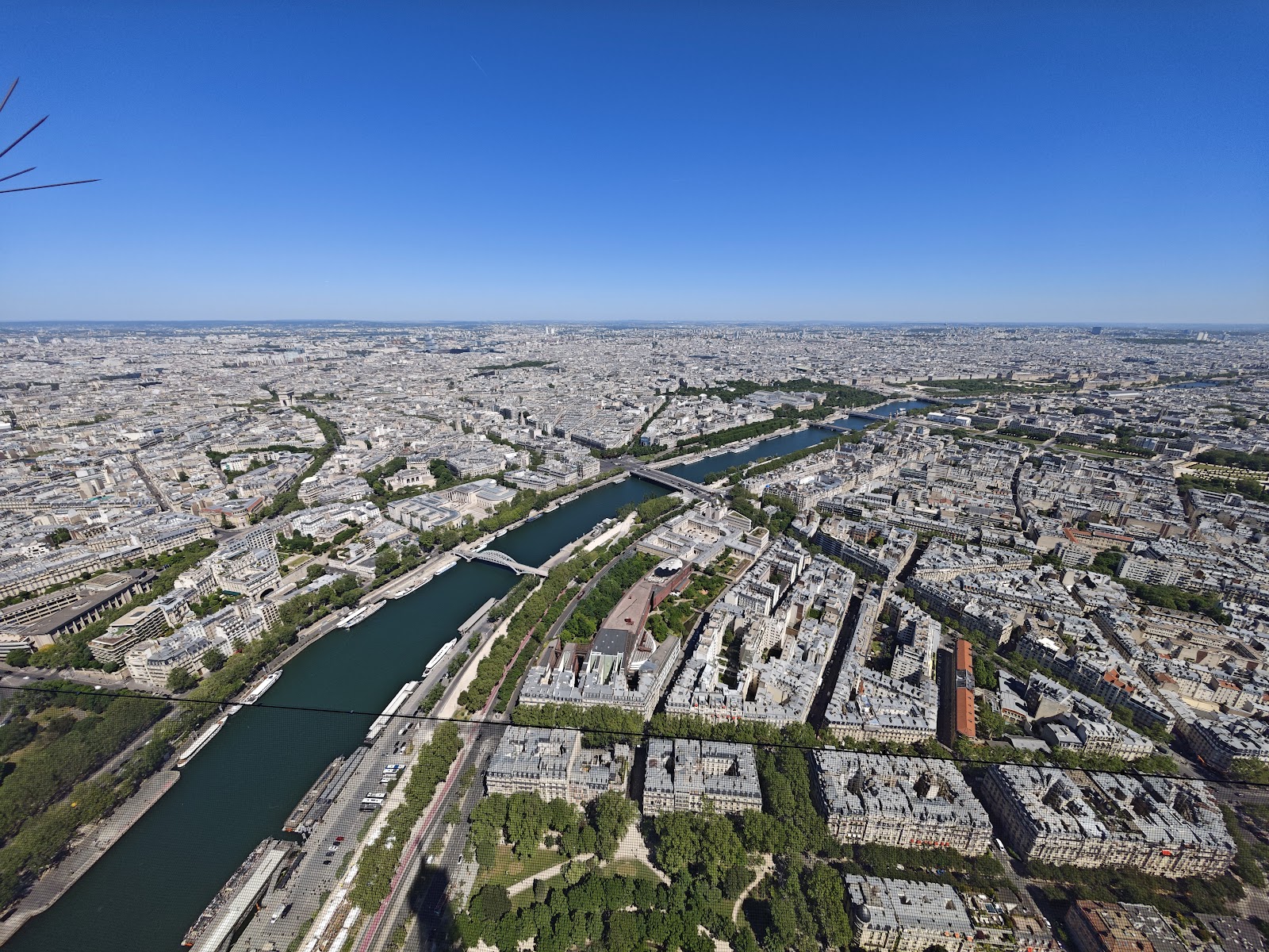 Torre Eiffel — Oficiais