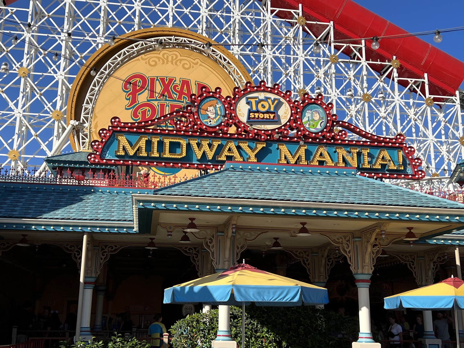 Toy Story Midway Mania! — Oficiais