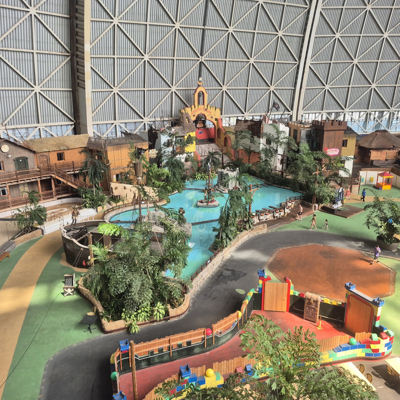 Tropical Islands Junglespeed Motor Track — Oficiais