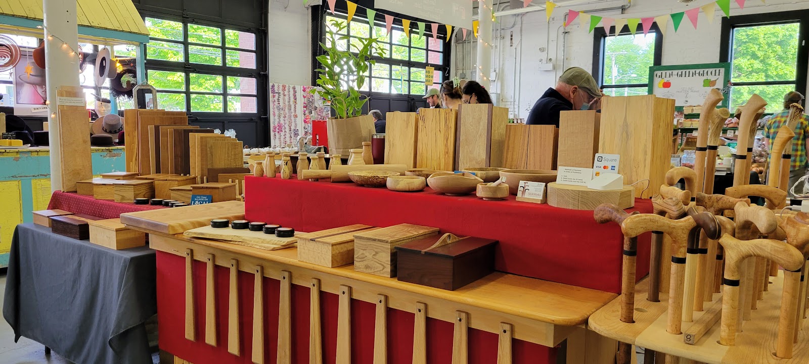 Truro Farmers' Market Cooperative — Oficiais